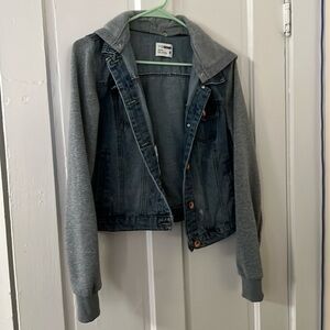 Jean jacket size m